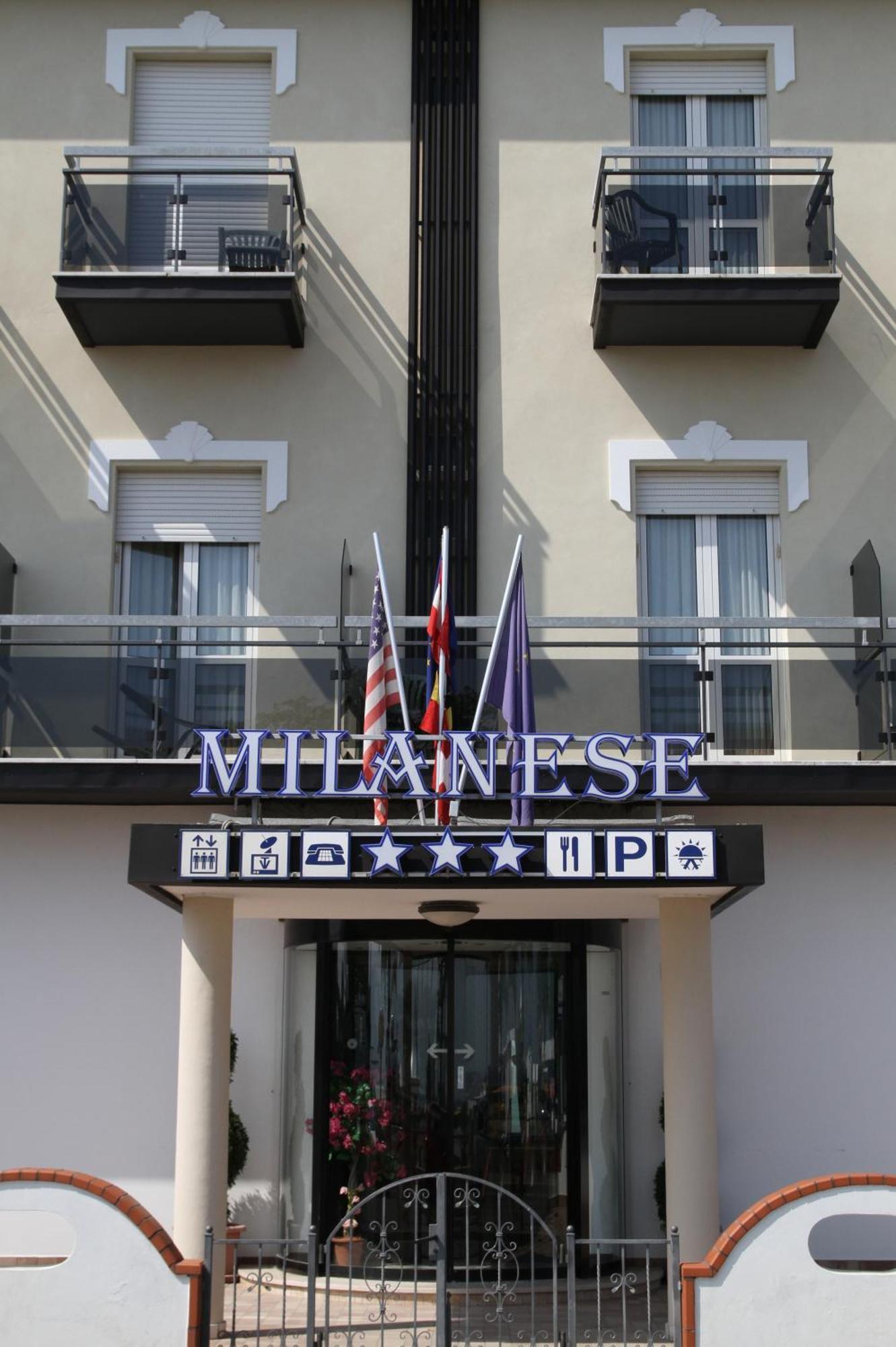 Hotel Milanese Rimini Buitenkant foto